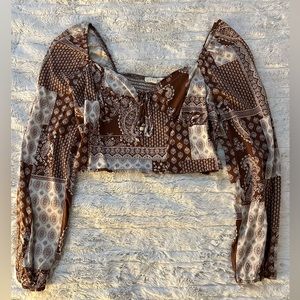 bandana print long sleeve crop top!